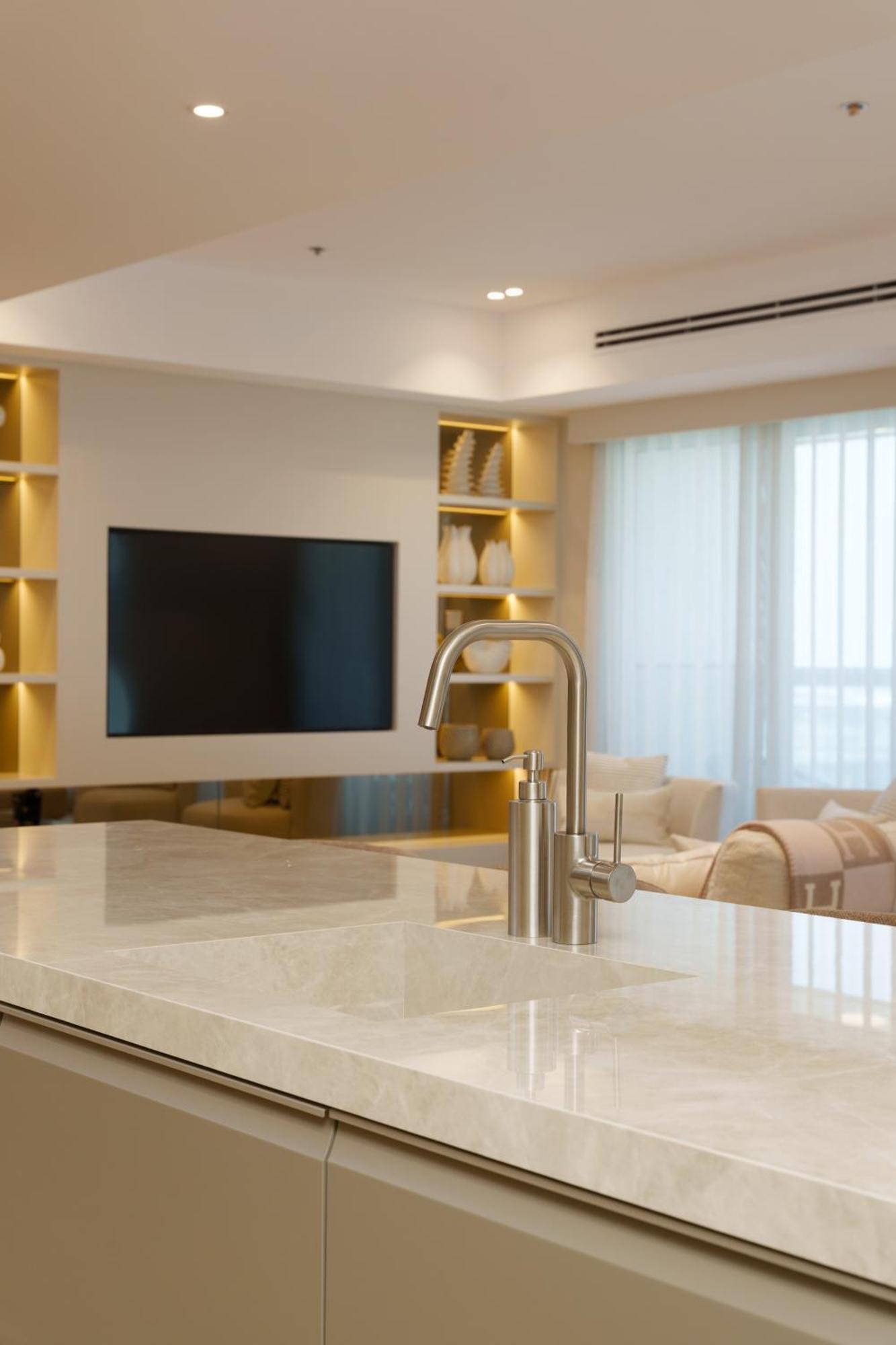 Daniels 4br At Princess Tower With Marina And Sea View Apartment