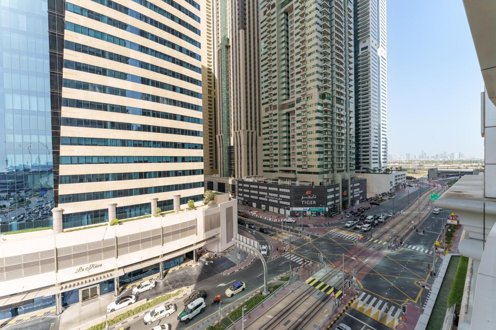 Daniels 4br At Princess Tower With Marina And Sea View