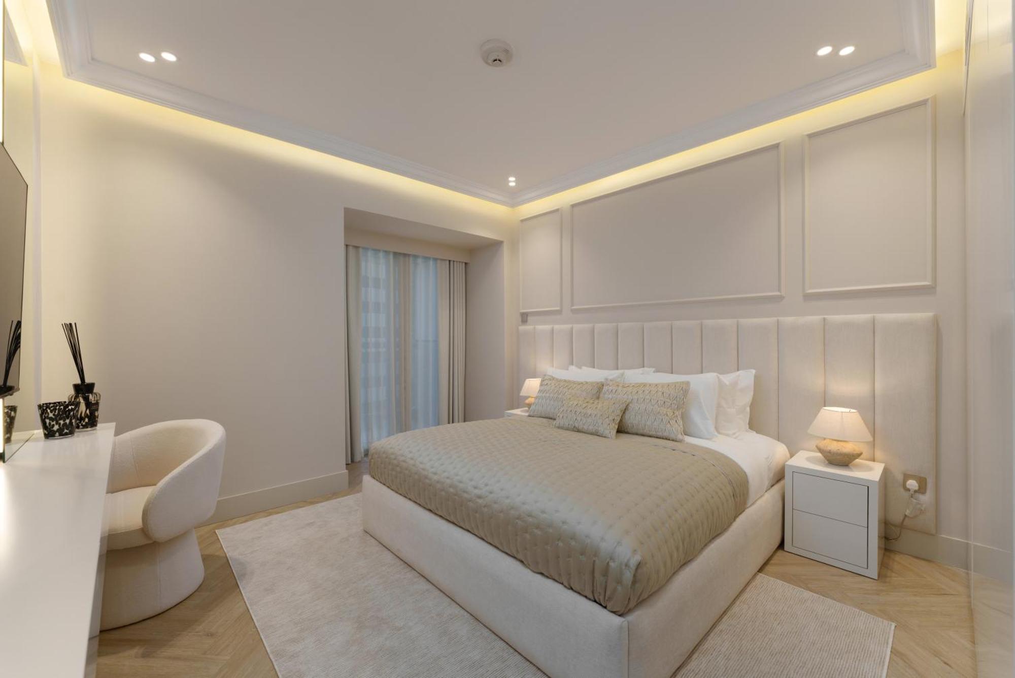 Apartment Daniels 4br At Princess Tower With Marina And Sea View *